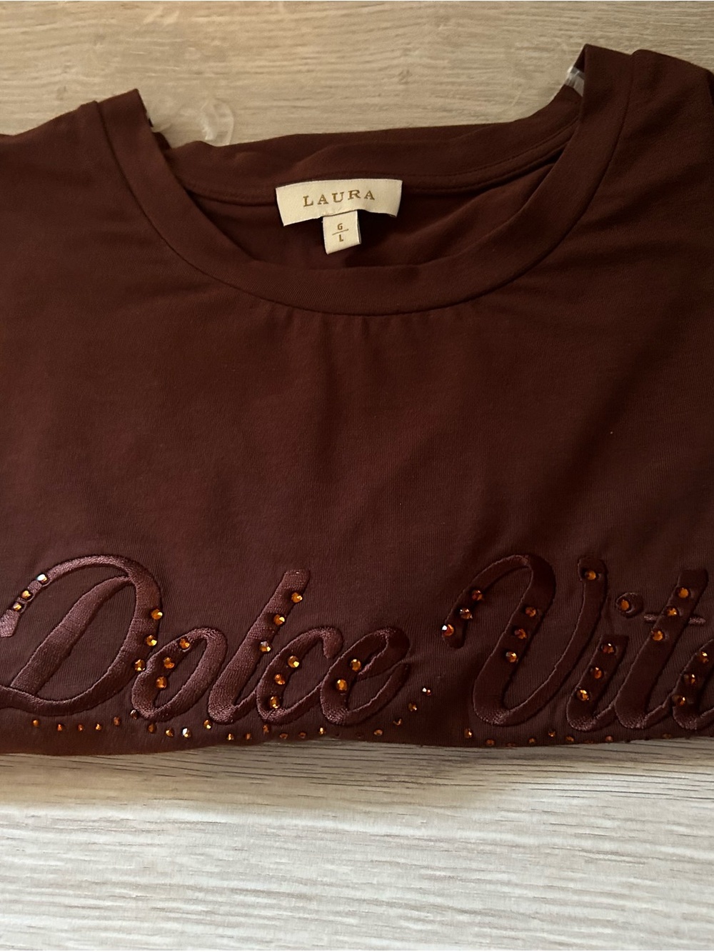 Casual Chocolate Brown Short-Sleeve Tee with Embellished Script - Picture 6 of 7
